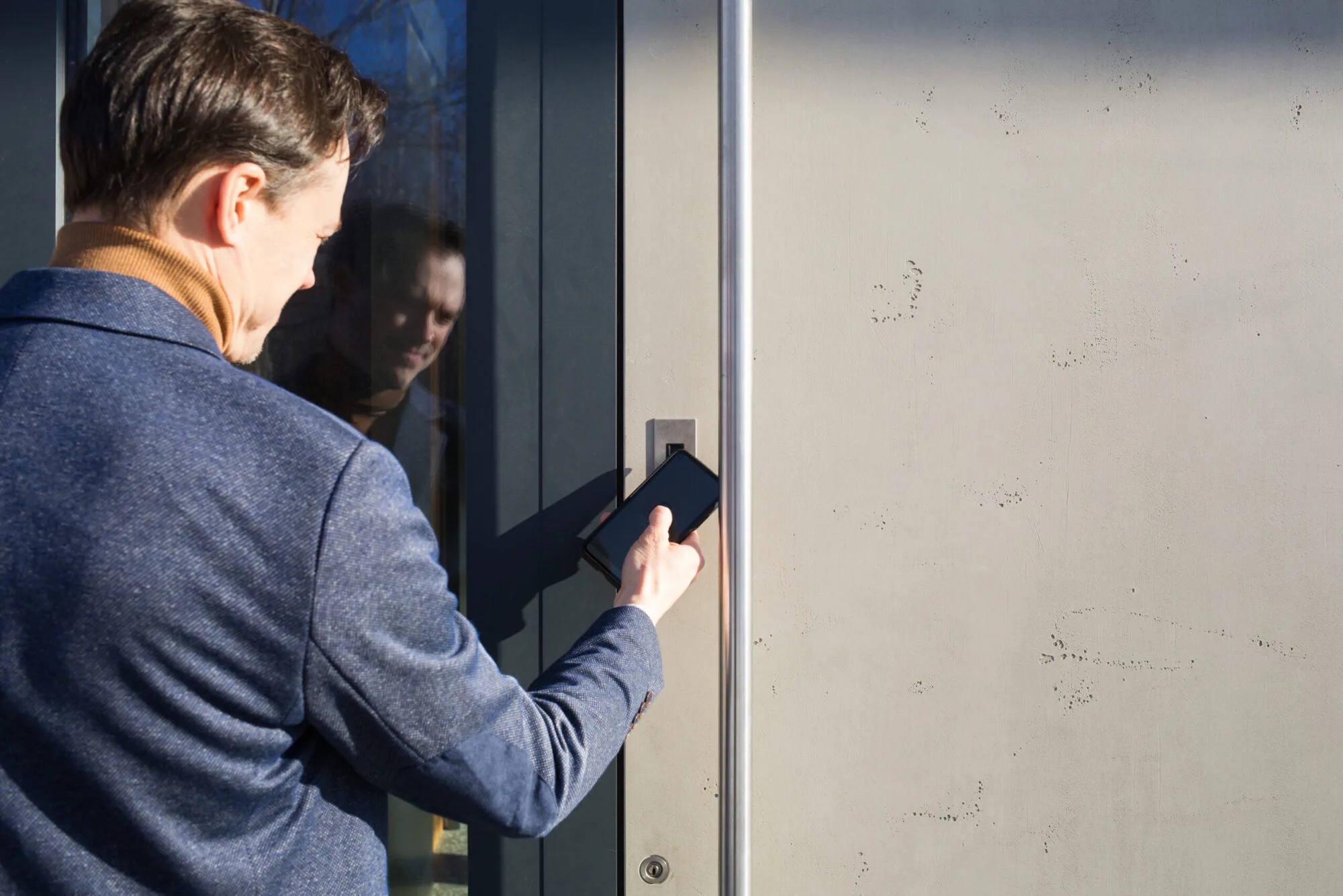 Yapay zeka destekli plaka tanıma sistemi ile otomatik araç geçişi ve güvenlik kontrolü